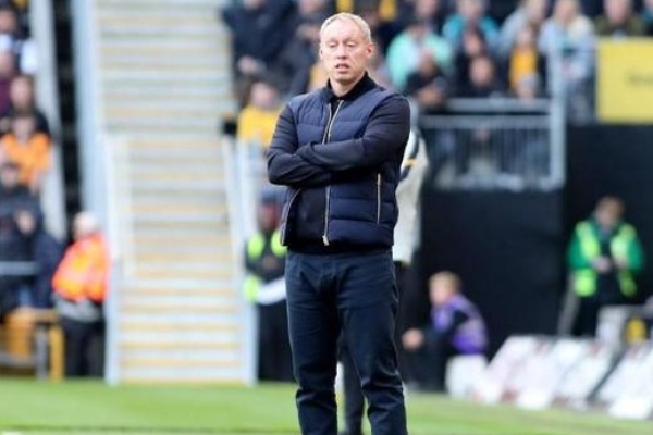 水晶宮教練席生變?前森林主帥史蒂夫·庫珀成頭號候選人